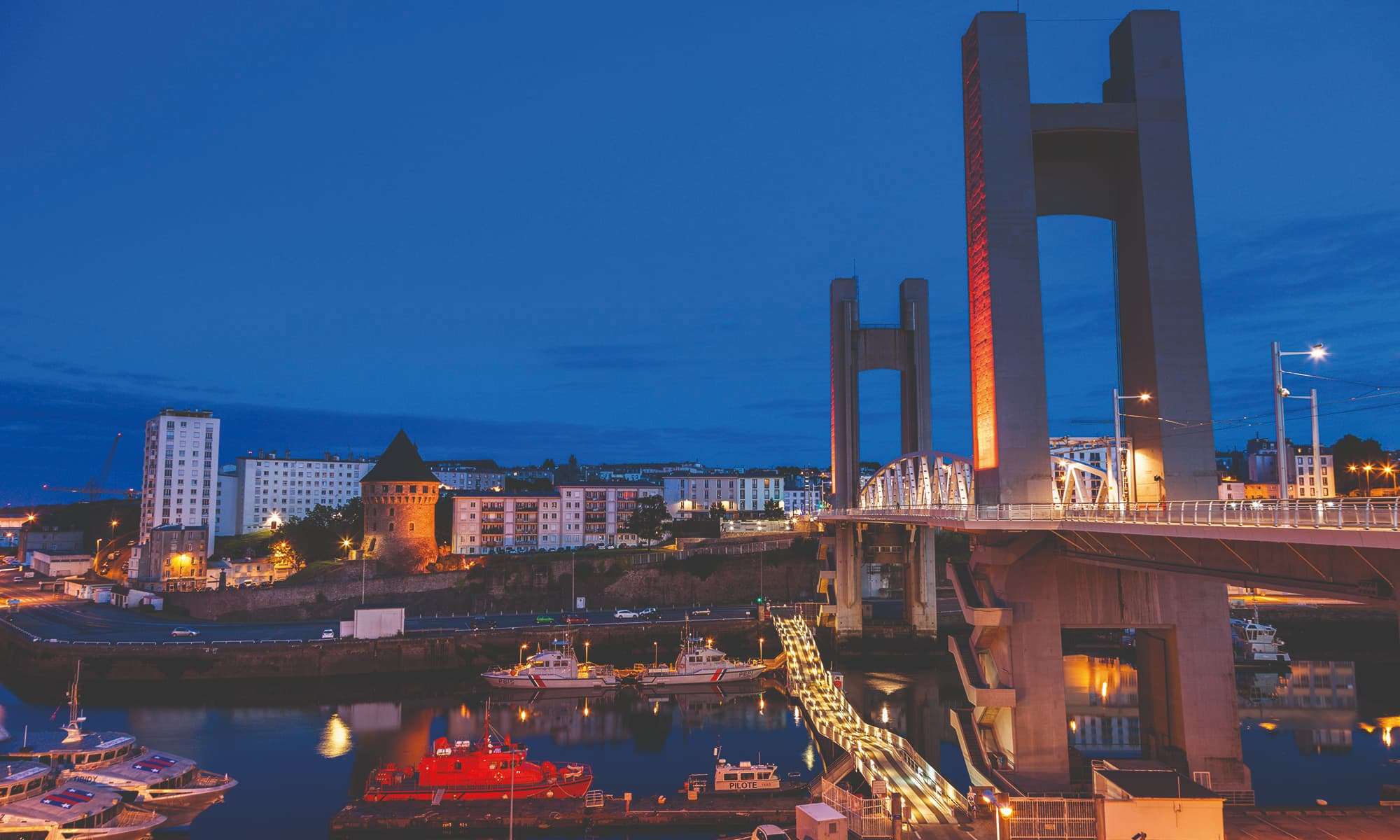 Billets d'avion pas cher Brest dès 44 € Transavia